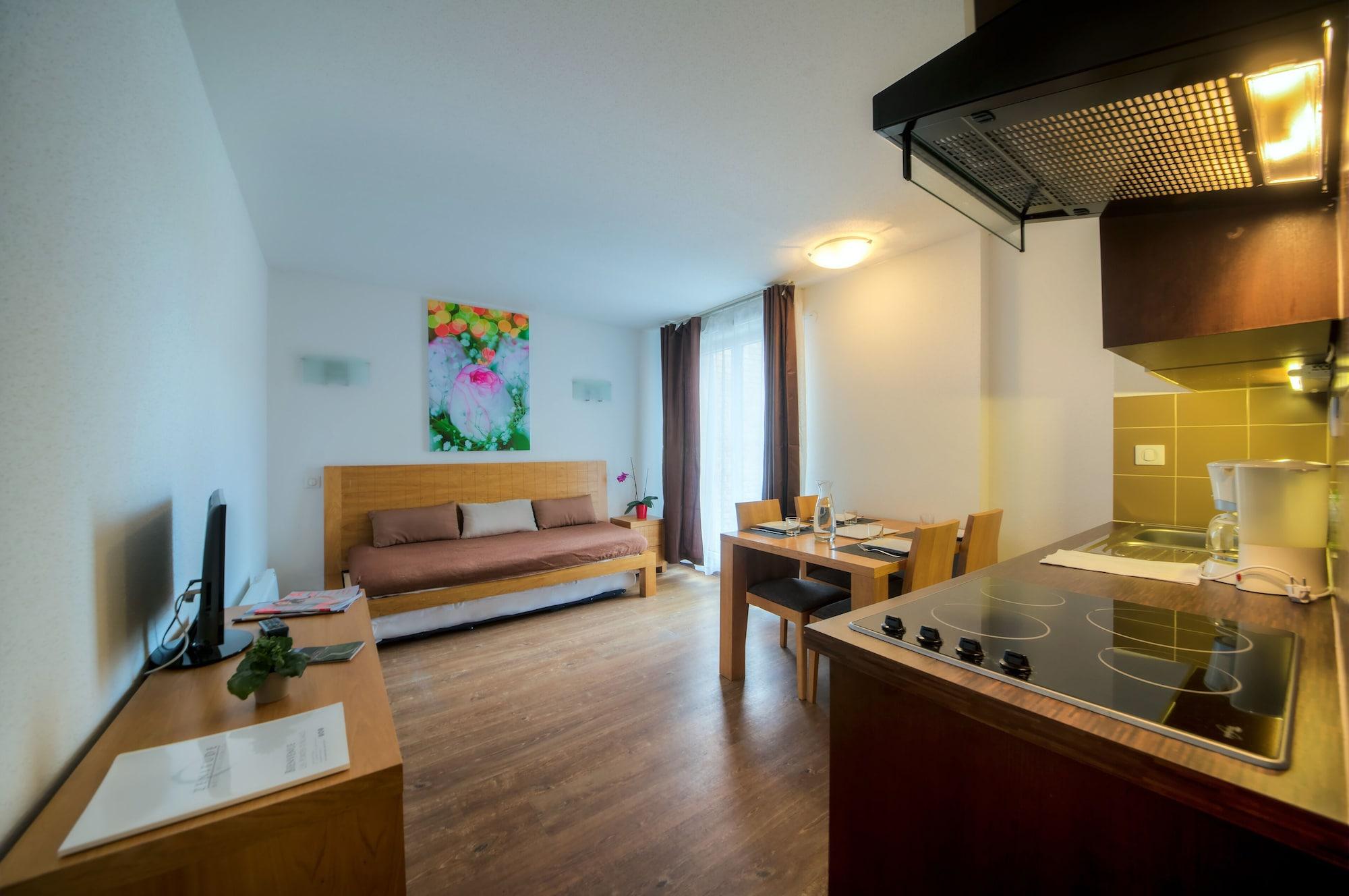 Comfort Aparthotel Mutzig Portes D'Alsace Exterior photo